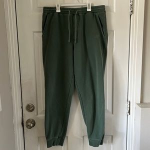Jacks surfboards green sweatpants
